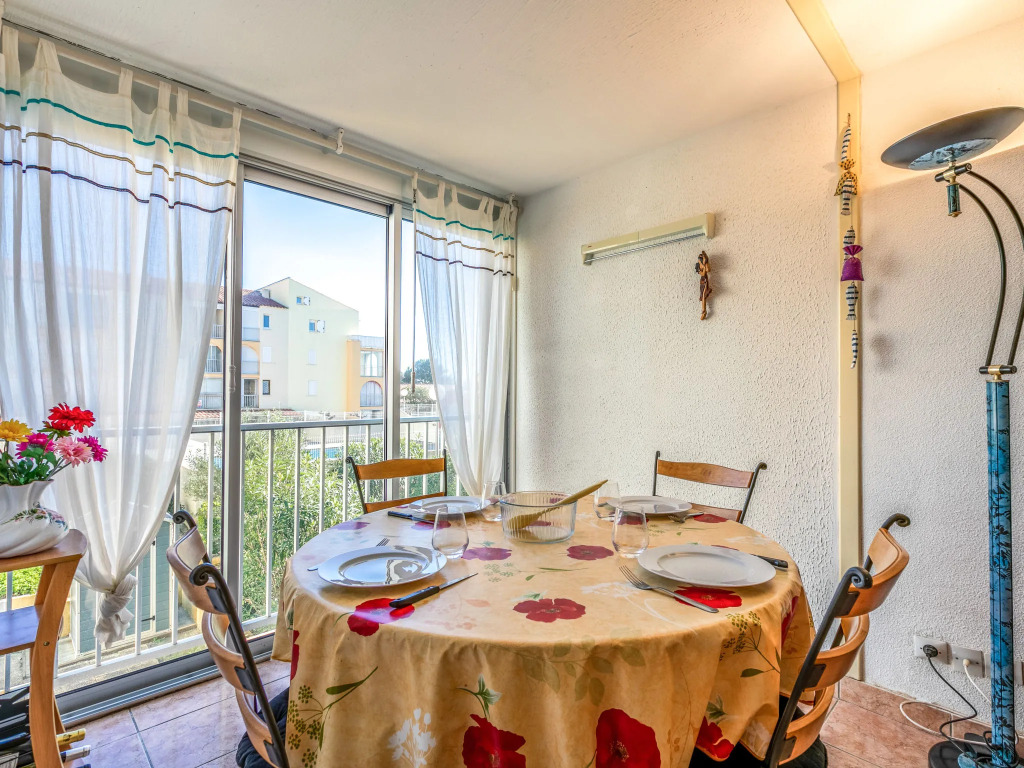 Apartment Les Maisons sur la Plage-3 by Interhome
