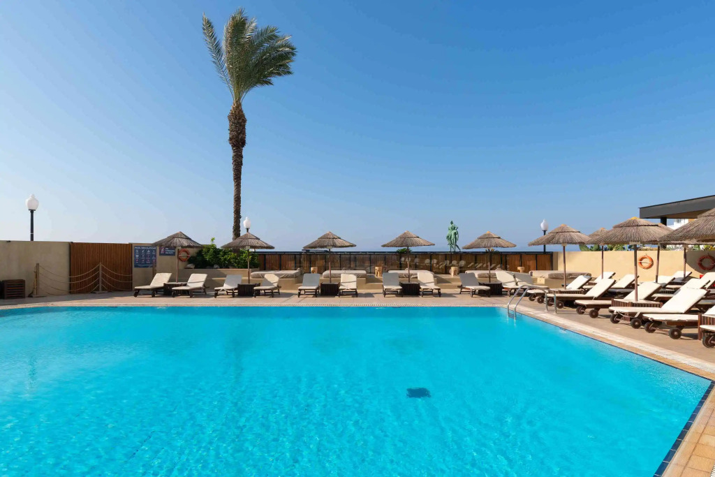 Blue Sky City Beach Hotel