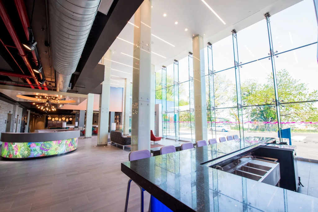 Aloft by Marriott New York LaGuardia Airport
