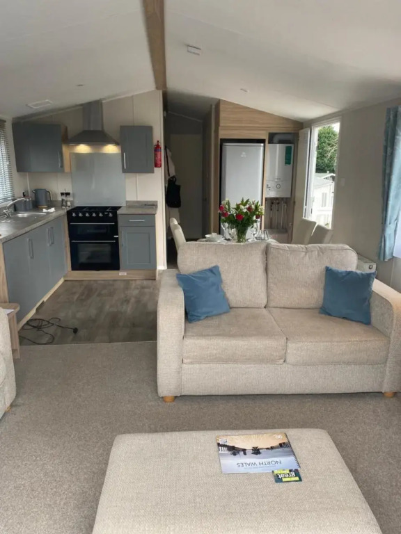 Brynteg Coastal & Country Retreat