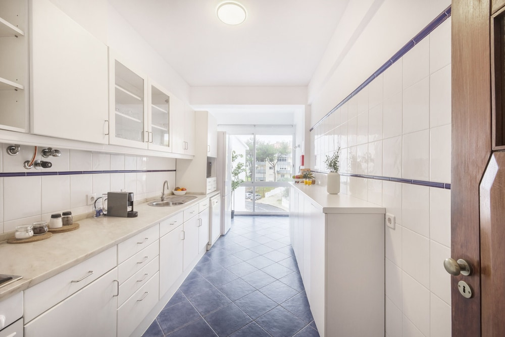 Luz Apartment by Olala Homes