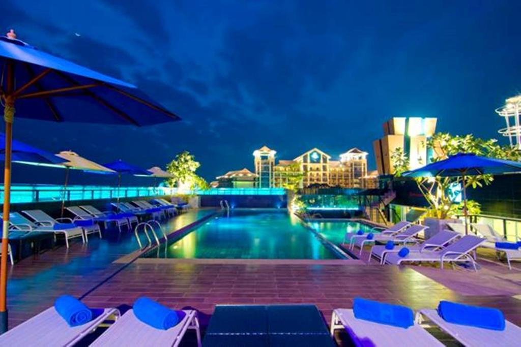 Rashmis Plaza Hotel Vientiane