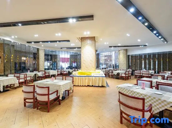 River & Holiday Rezen Hotel Pengshui