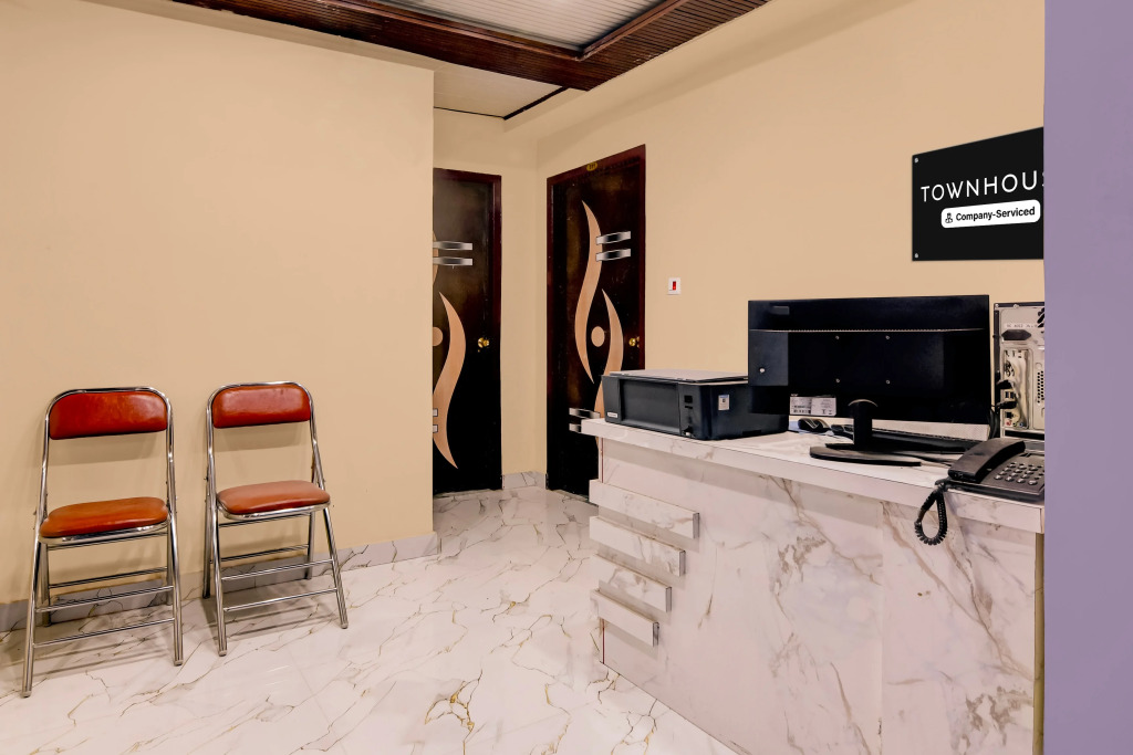 Super Townhouse Madhyamgram Chowmatha Bus Terminal Kolkata Formerly Star Guest House