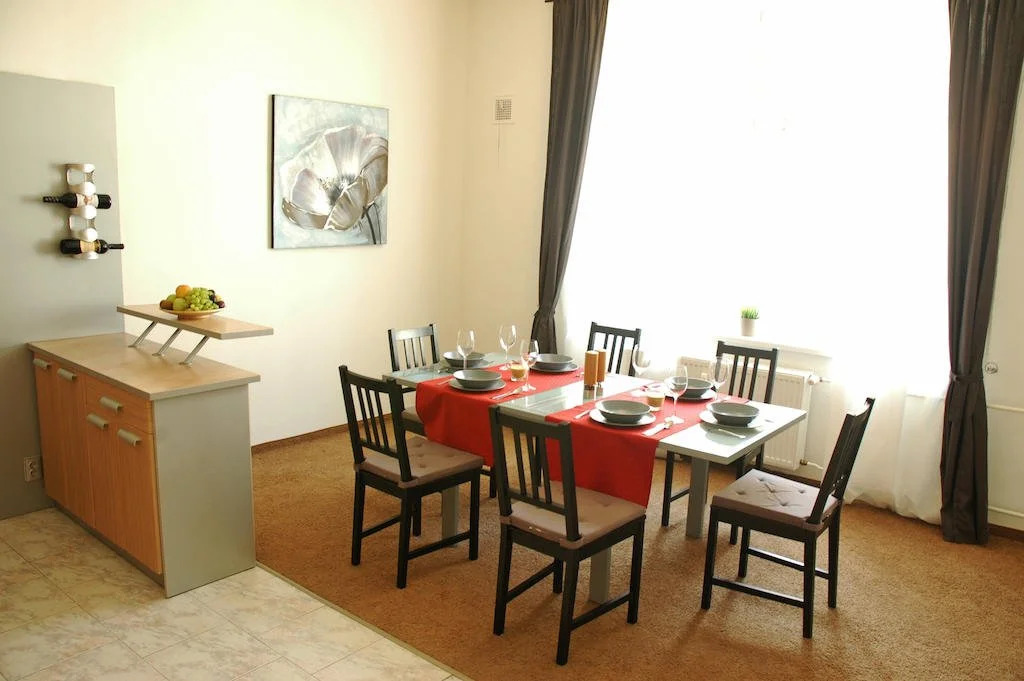 Lermontov Apartments