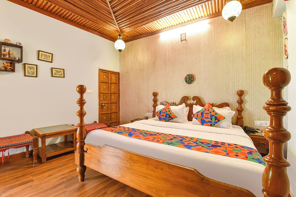 Fabhotel Nimabal Dhani