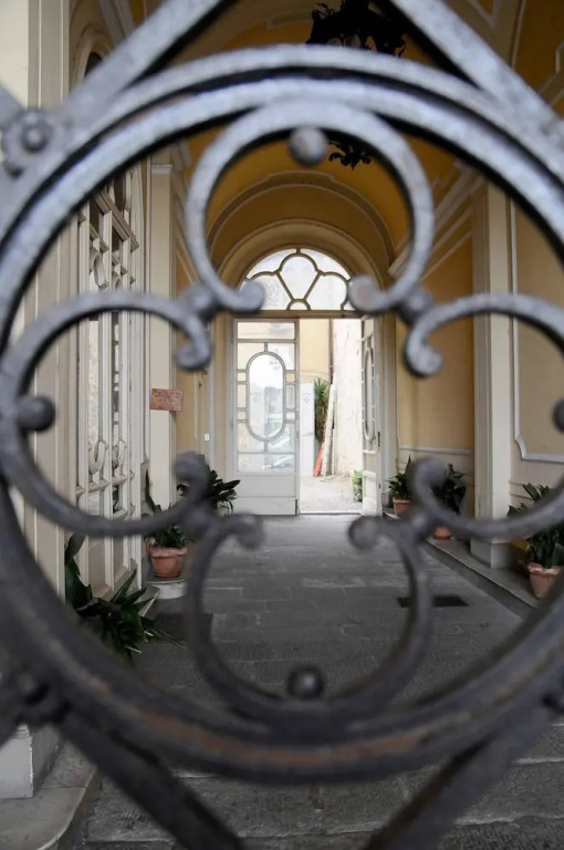 Charming Studio Apartment in Front of the Arno River
