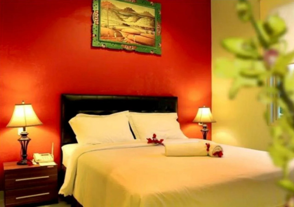 Grand Royal BIL Hotel