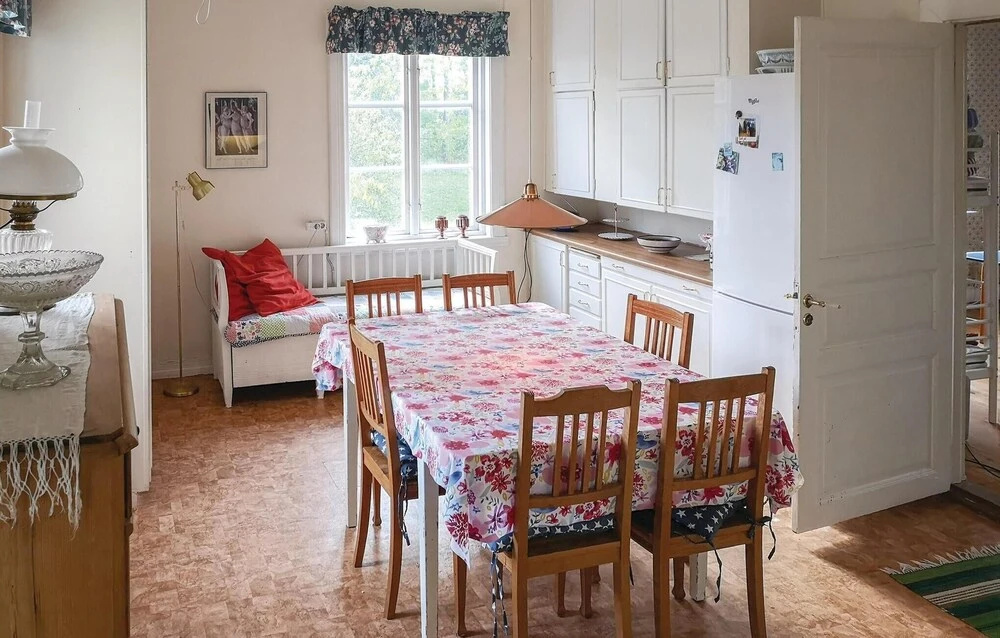 2 Bedroom Pet Friendly Home In Vimmerby