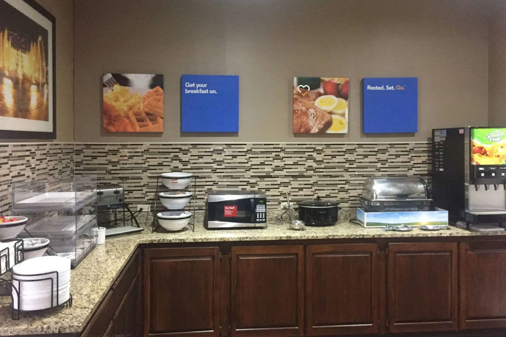 Grain Valley Inn - Kansas City