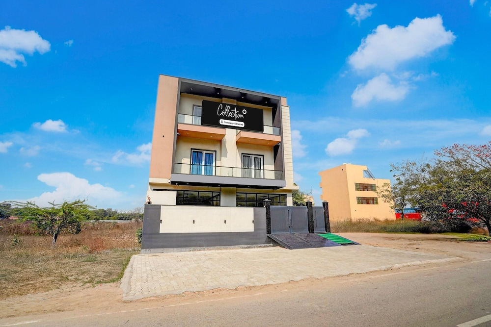 Collection O Zeta I Noida