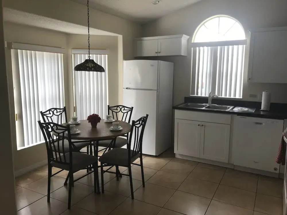 Kissimmee Vacation Homes by Shine FM