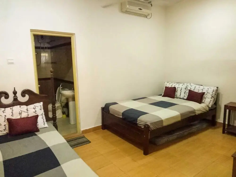 Yoho Villa 84