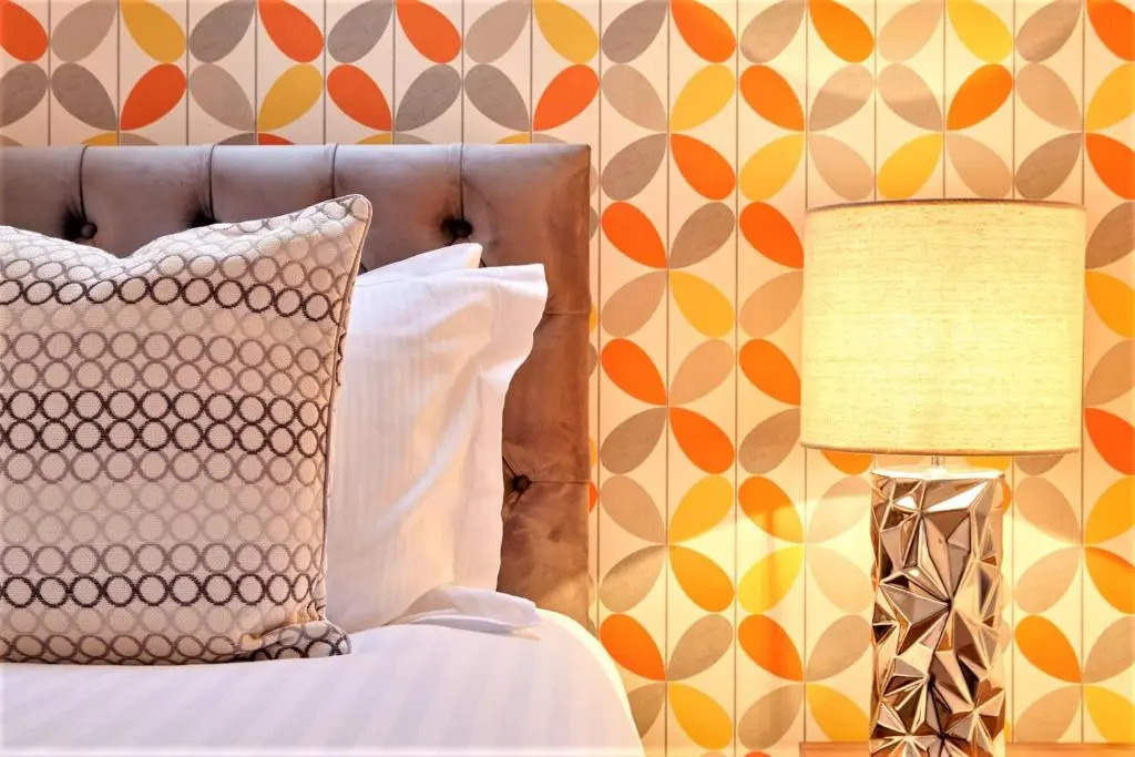 Savoy Court - Your Apartment
