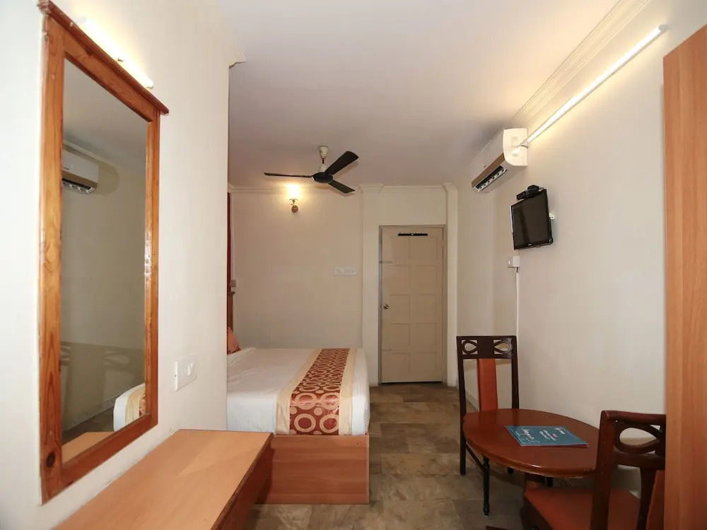 OYO 9310 Hotel Viceroy