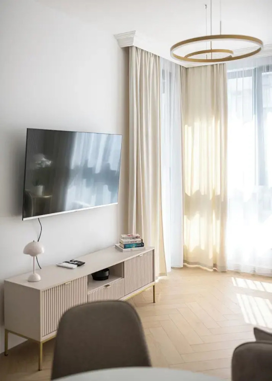 RentPlanet - Apartament Grzybowska