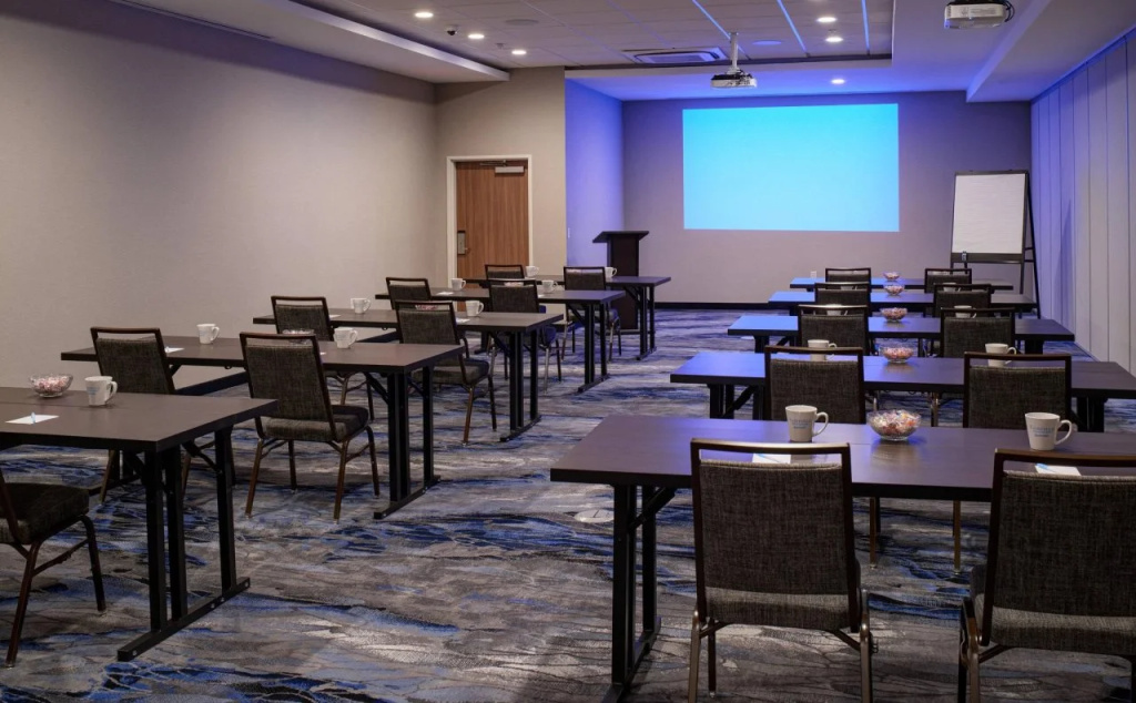 Fairfield Inn & Suites by Marriott Columbus, IN
