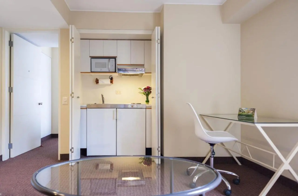 Roosevelt Hotel & Suites
