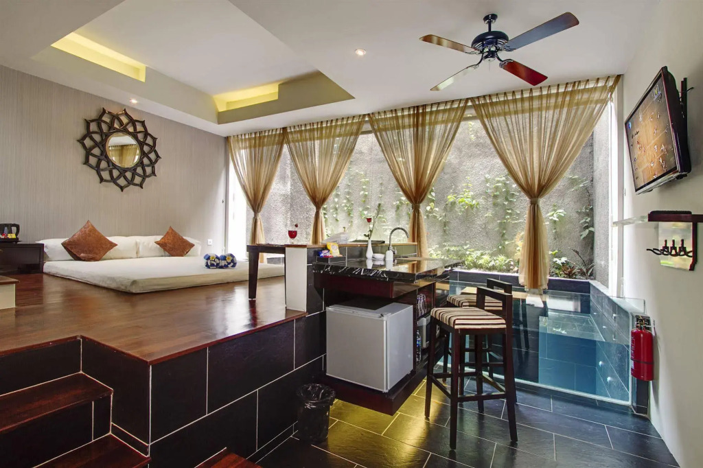 18 Suite Villa Kuta