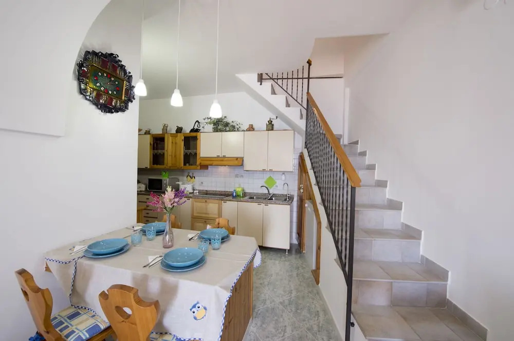Casabona Holiday