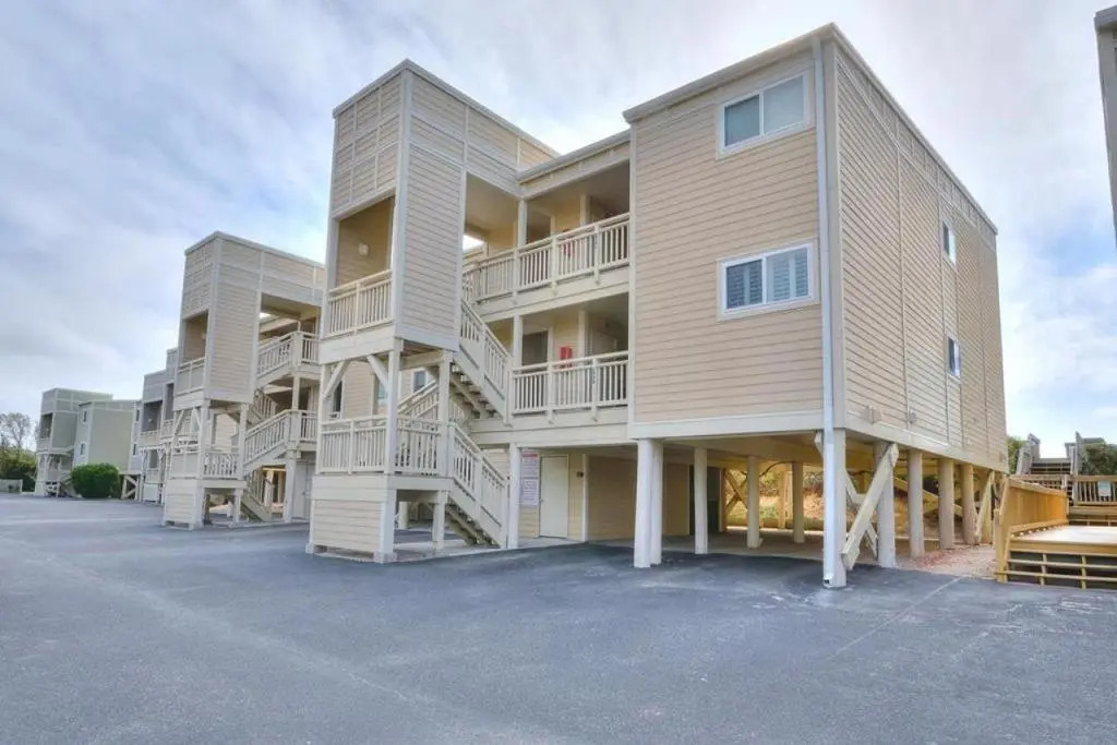 Oak Island Beach Villa 308 Sandy Groves