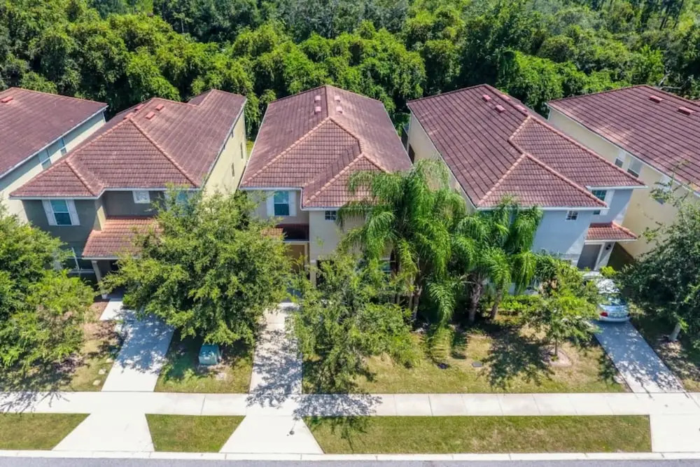 Lovely Vacation Home with Pool PP8902