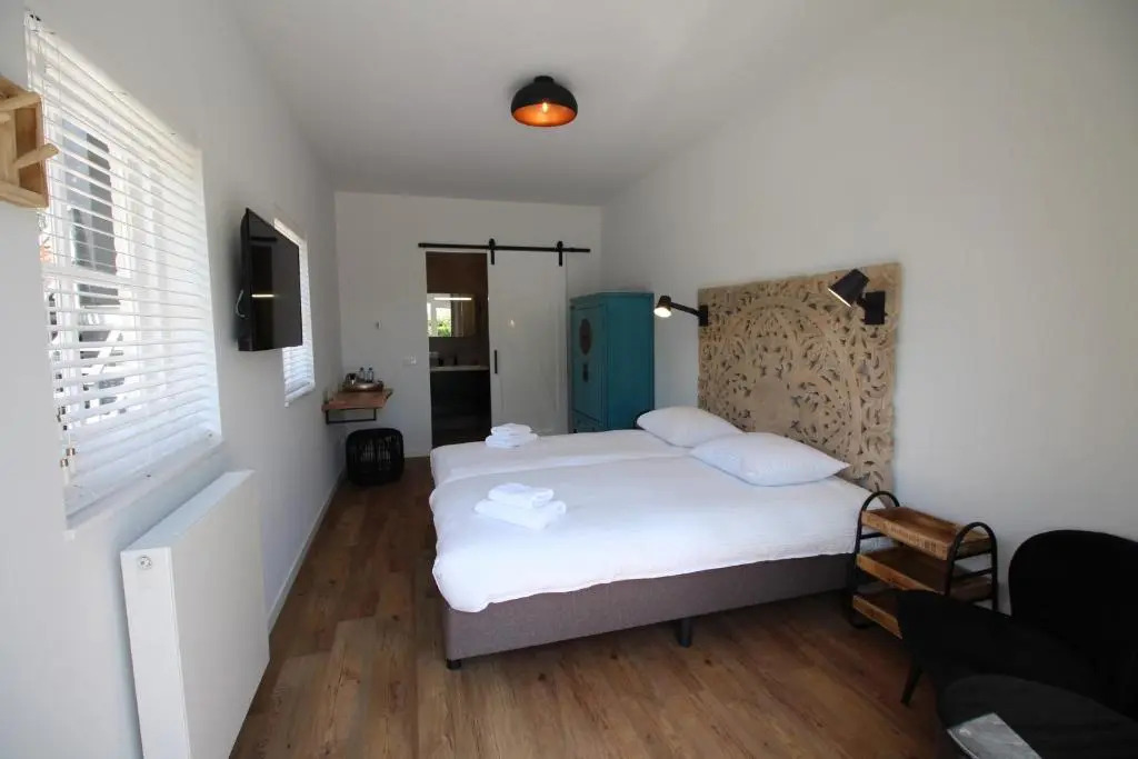 Strandhotel Dennenbos
