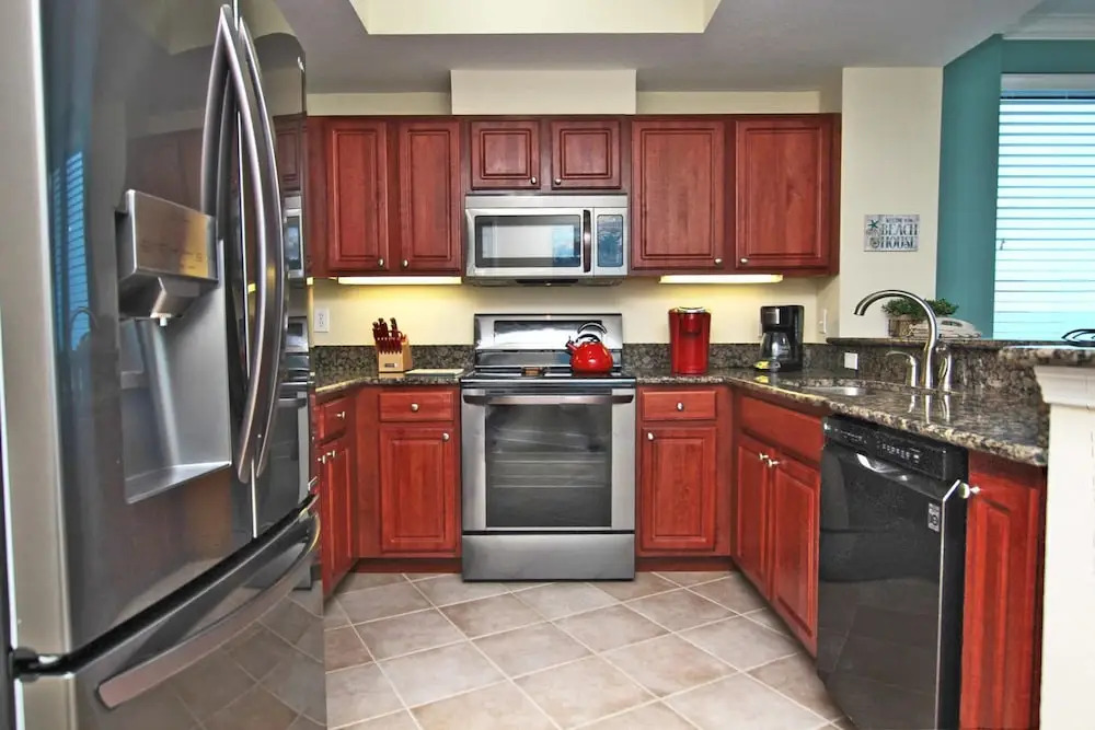 Crystal Tower 1601 by Youngs Suncoast