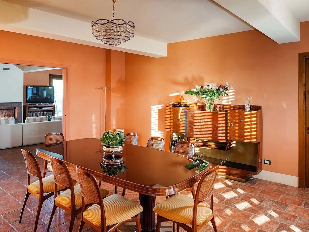 Wonderful Villa With Swimming Pool Nearby Marsala, Just 5km From the Sea!