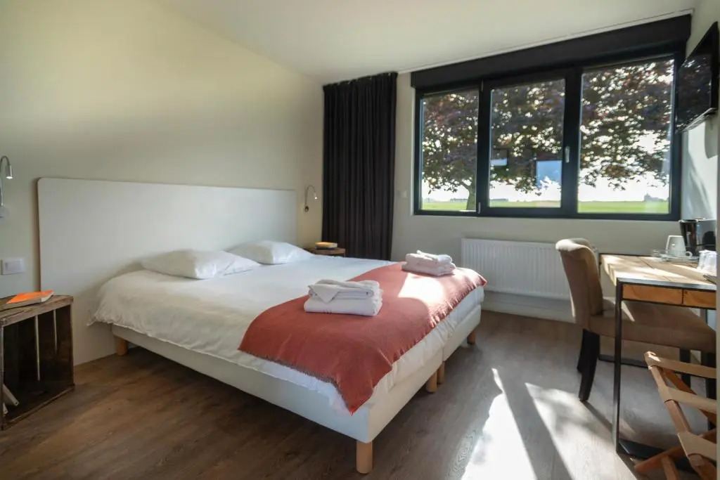 Logis Hôtel & Restaurant de lAérodrome de la Baie de Somme