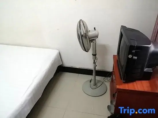 Xiantao Haojie Hotel