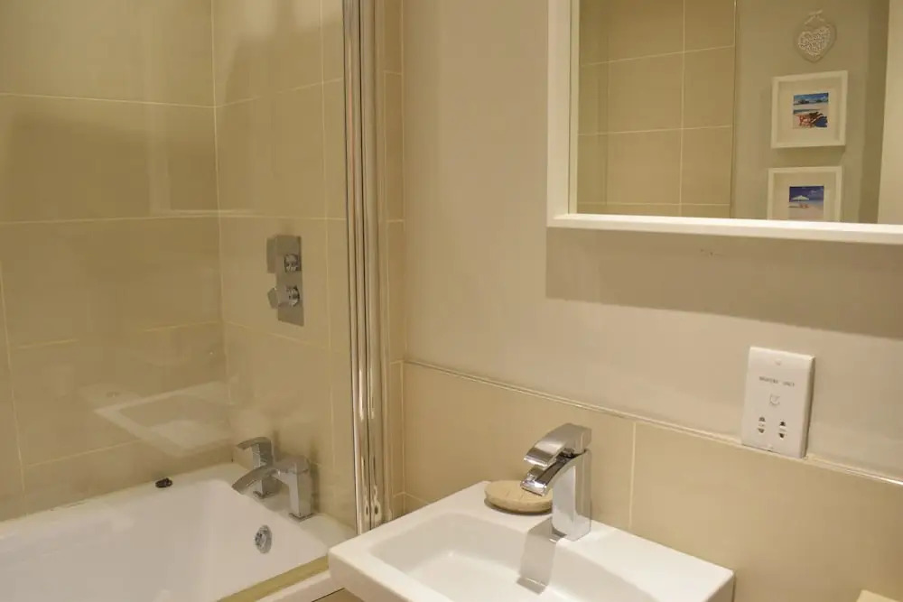 Beautiful 3 Bedroom Home in Parsons Green