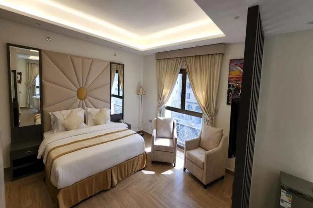 Golden Elite Hotel