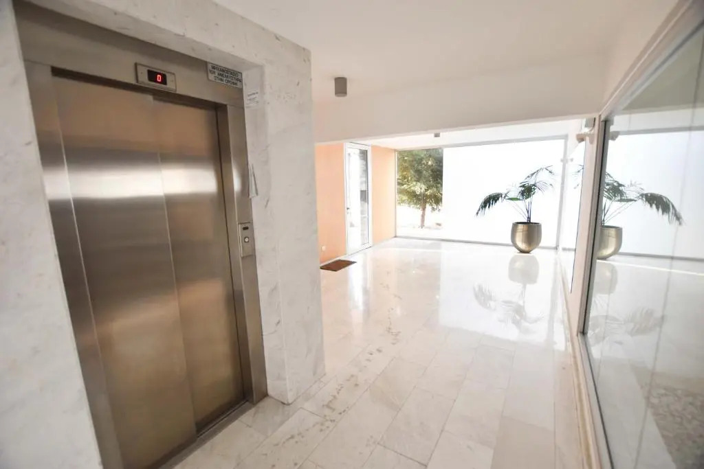 Executive apt Nicosia Center free parking/wifi