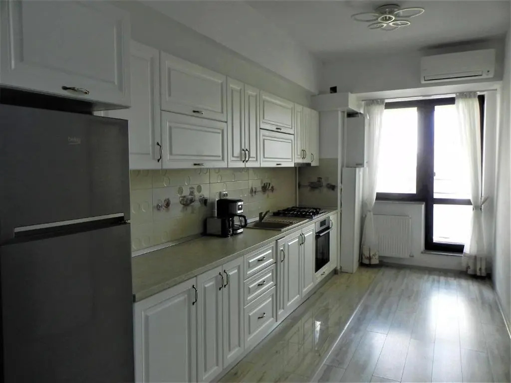 Lovely Apartment 2 Room Palas Mall