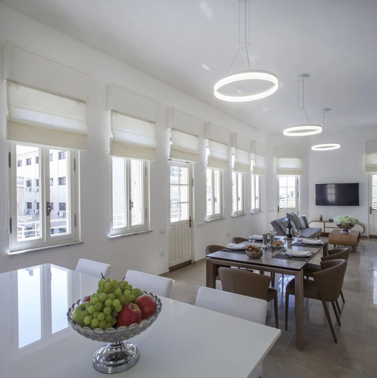 Brand New Apartment 1 Min Walk Beach TL1
