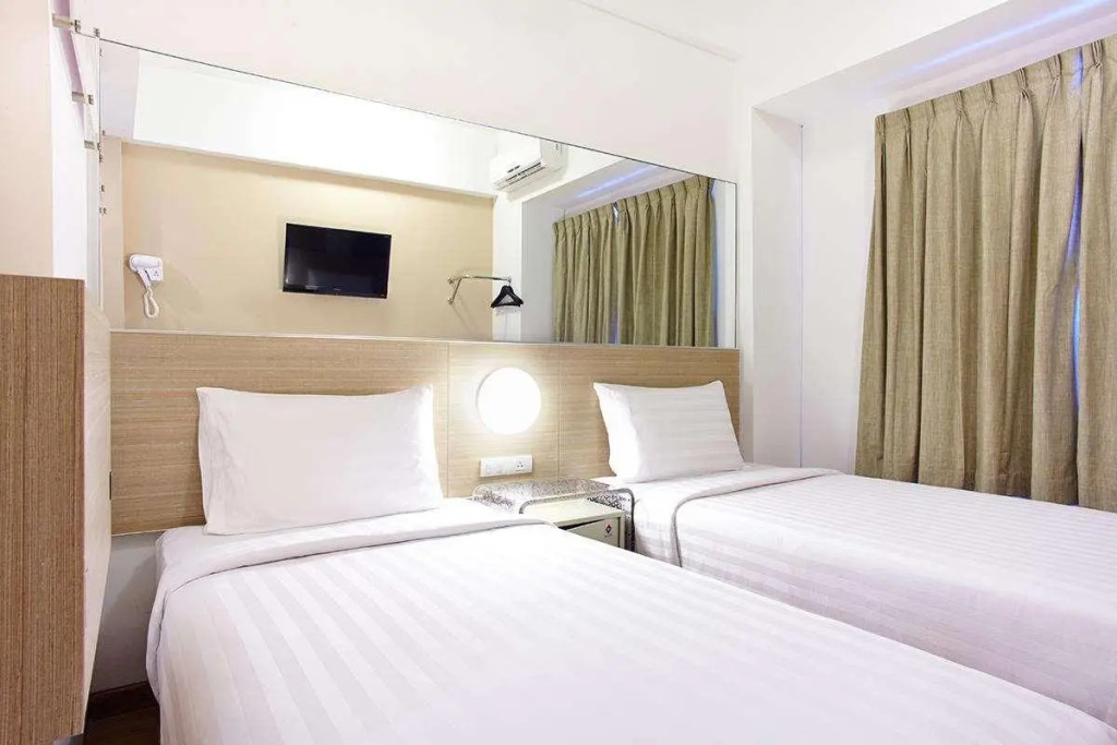 Monoloog Hotel Pasar Baru