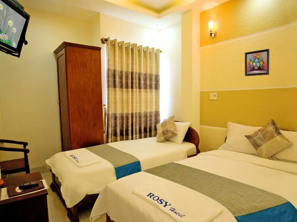 Rosy Hotel Nha Trang