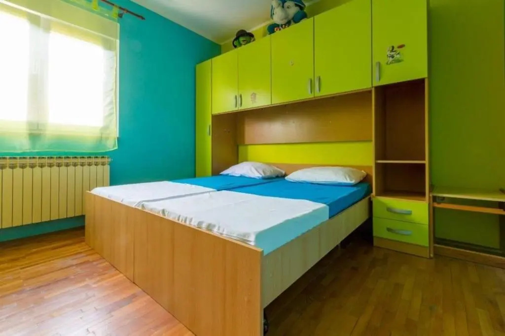 Apartment 2 Anamarija 41 pax