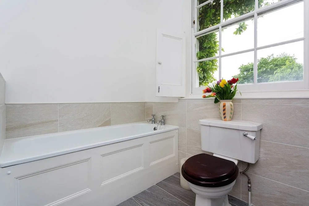 Islington Charm