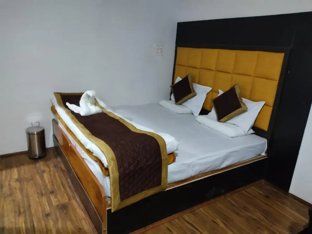 Hotel Silver Inn Srinagar