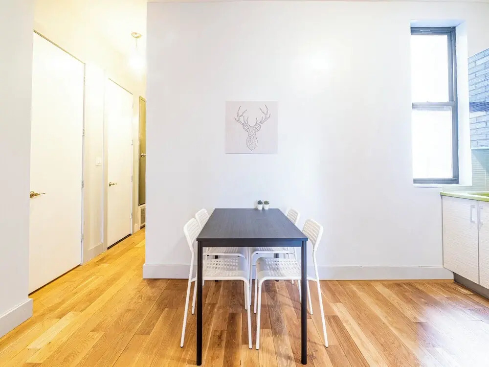 Guest Room Near Williamsburg
