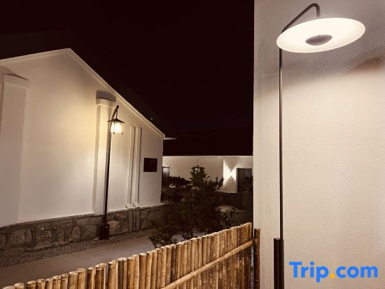 Lianyungang West Tourist Resort · Ask Homestay (Huaguoshan Branch)