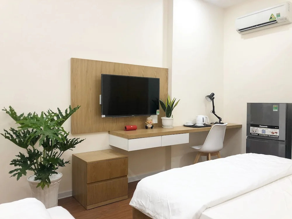 Saigon Holiday House