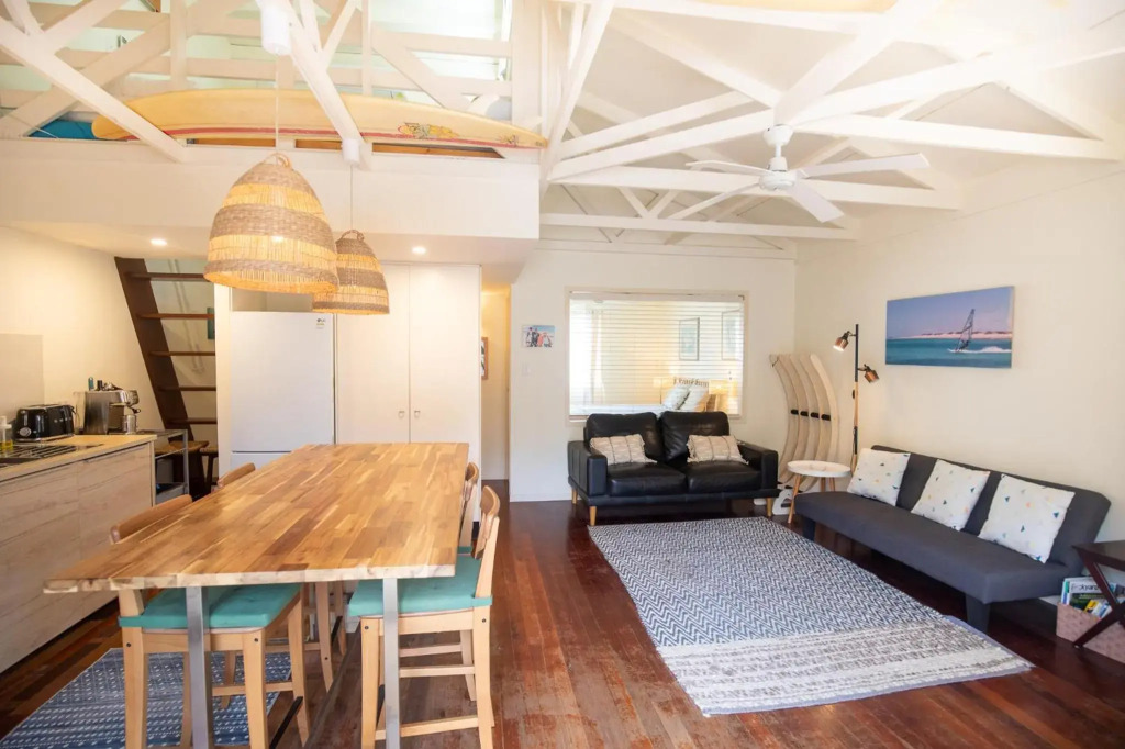 The Dunes + 100M To Beach + Pool + Exceptional Location