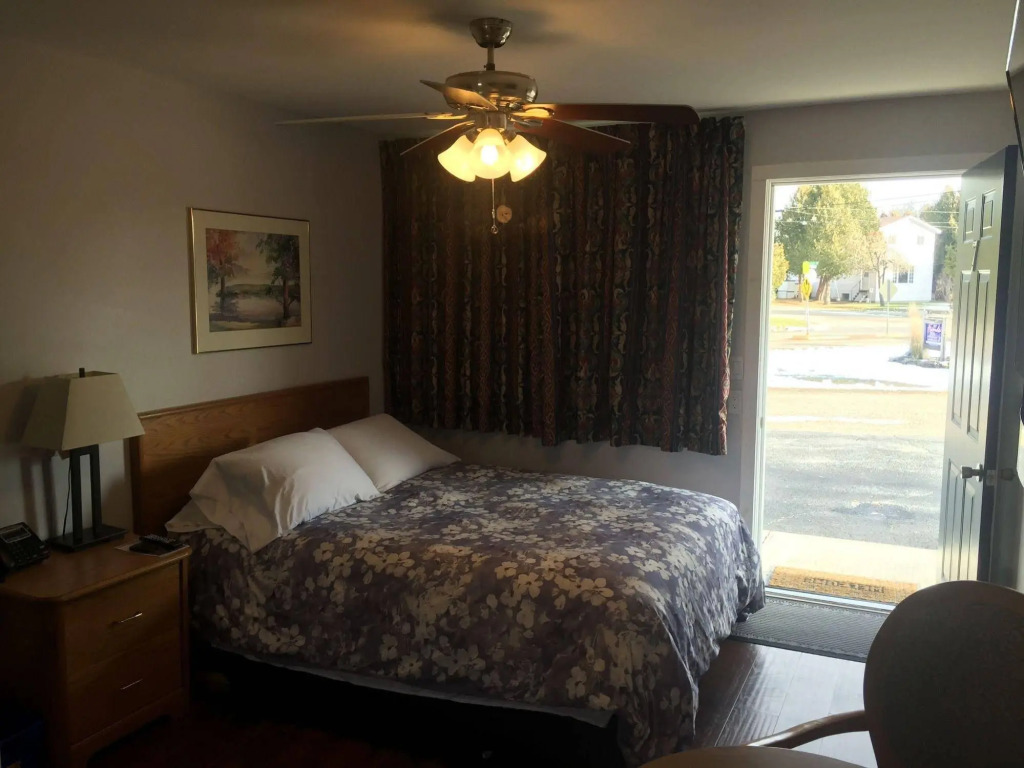 My Friends Inn Manitoulin