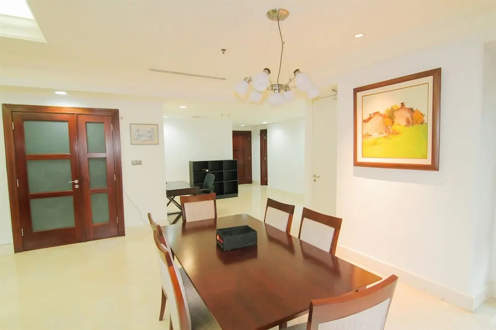 Luxurious 2 Bedroom SCBD Suites Apartment By Travelio