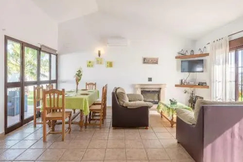 Casa Layda - Sólo Familias