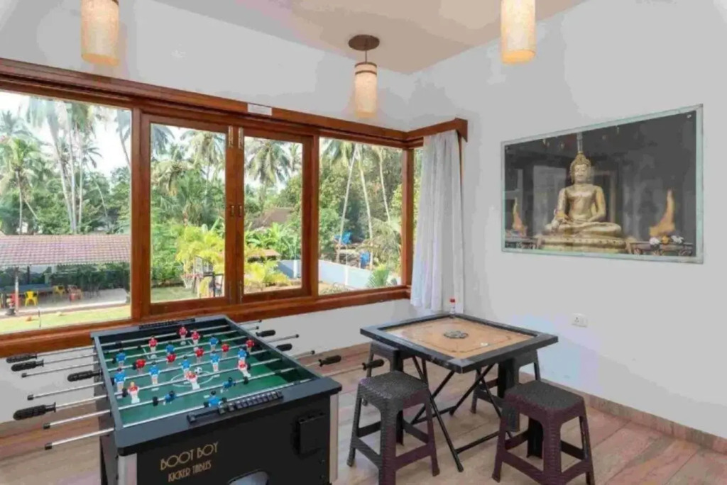 10BHK Super Luxury Villa with Private Pool