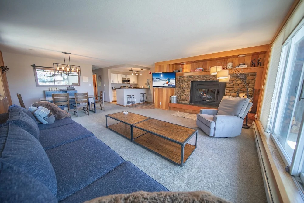 Pines 2161